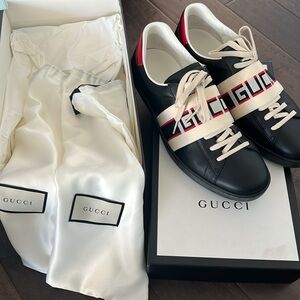 Gucci Sneakers